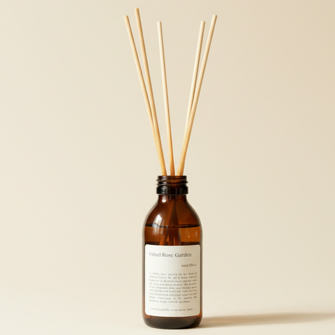Velvet Rose Garden: Reed Diffuser